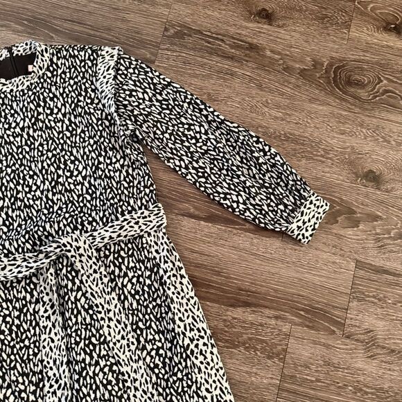 Hutch Spotted Mini Dress - Picture 8 of 9